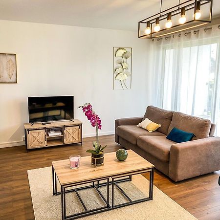 니오르 T3 Moderne Avec Balcon Terrasse Et Parking Gratuit 아파트 외부 사진