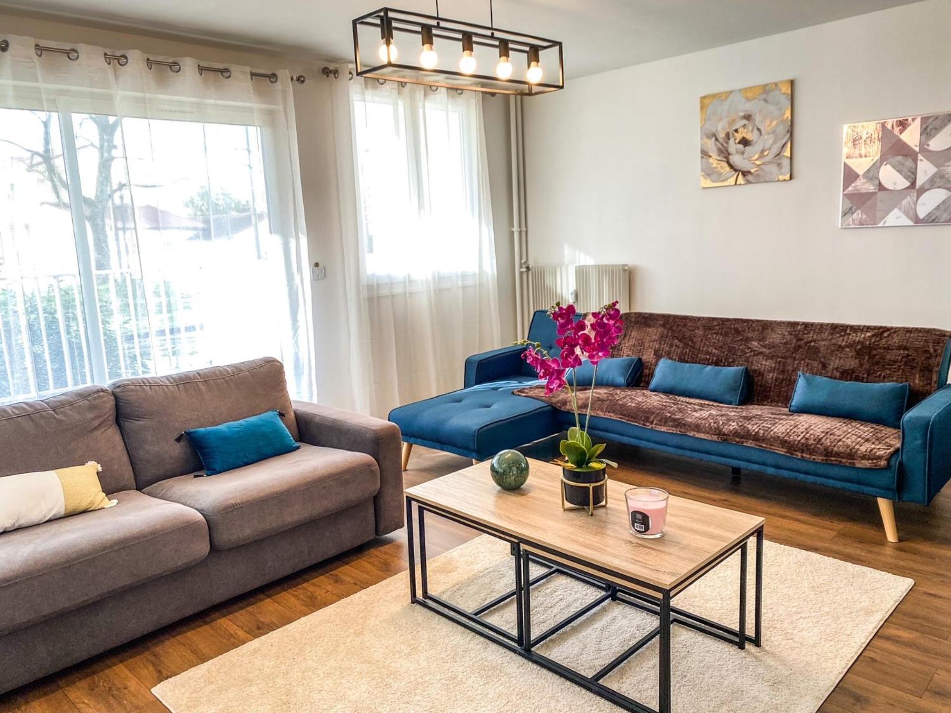 니오르 T3 Moderne Avec Balcon Terrasse Et Parking Gratuit 아파트 외부 사진